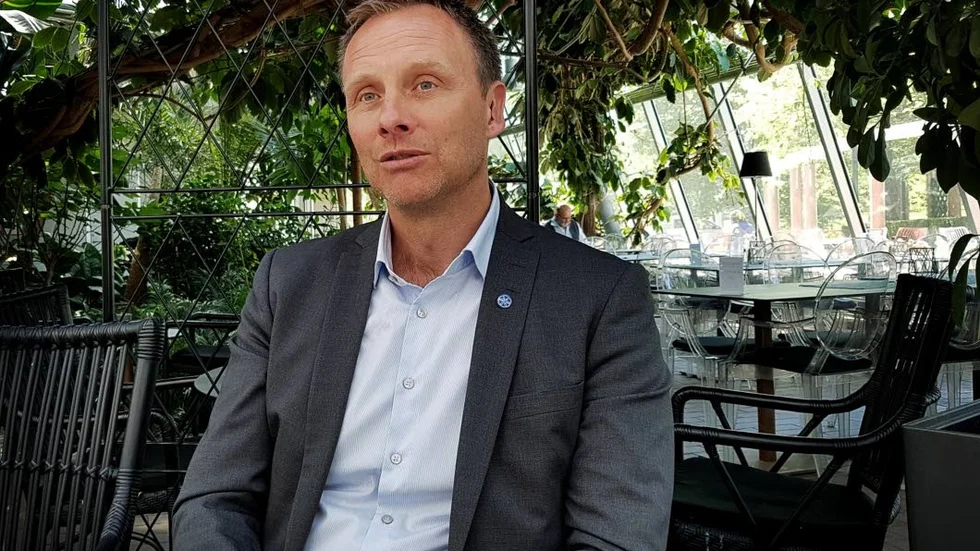 Krister Björkegren hoppas att politikerna i det kommande valet är någorlunda eniga om hur hälso- och sjukvården i Östergötland ska utvecklas långsiktigt för att nå målet att få en "vård i världsklass"