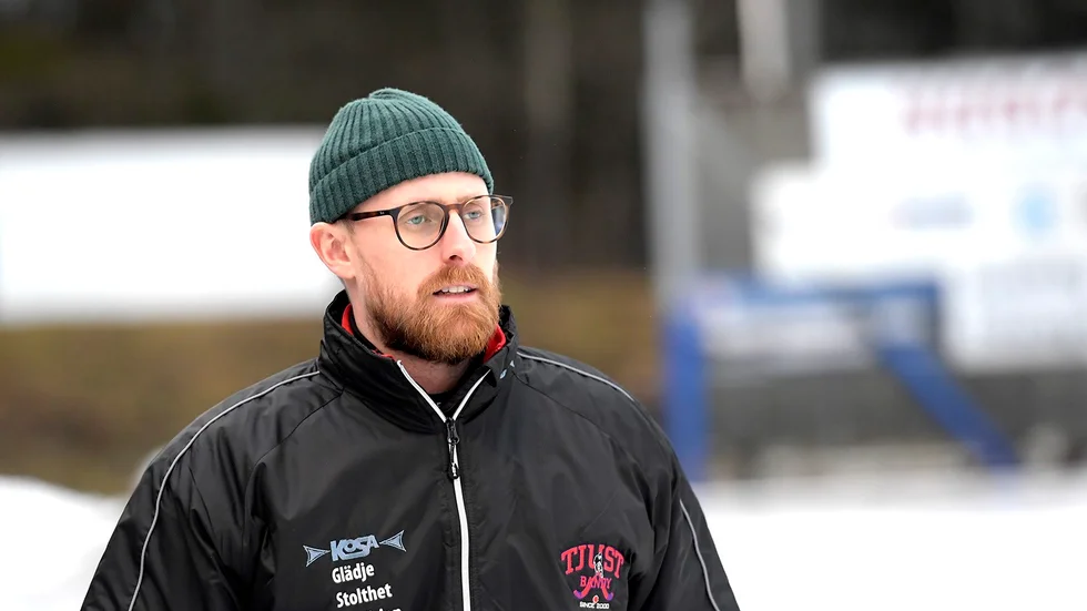 Tjust Bandys assisterande tränare David Walfredsson tror på en tuff hemmamatch mot Derby på tisdagen.