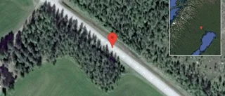 Stopp på väg 97 på grund av singelolycka med en personbil