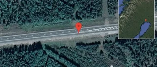 Just nu: Brinnande fordon stoppar trafiken på E4