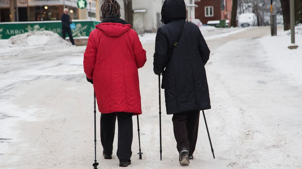 Det är nära och kära, kompisar och kollegor som lyfter pandemivardagen, enligt en ny studie. Arkivbild.