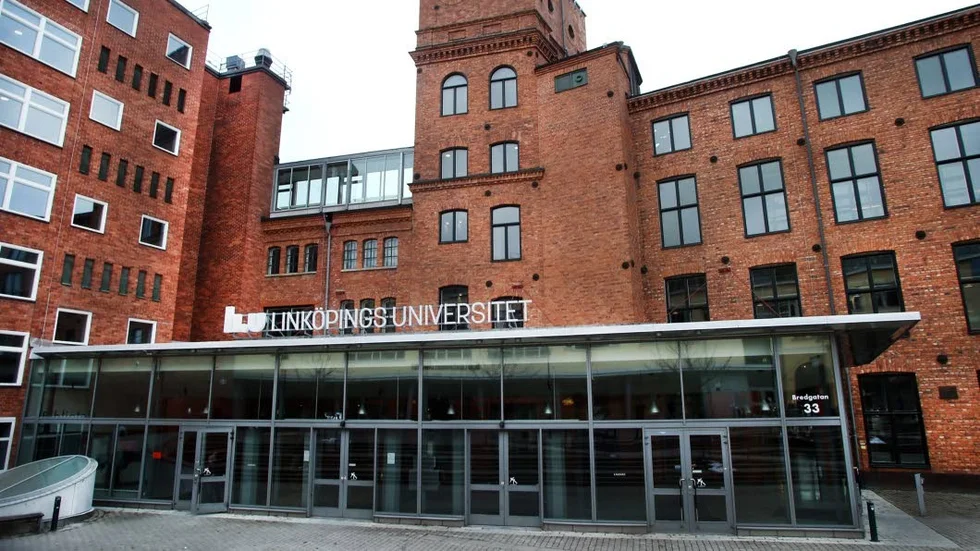 


Norrköping är gulmarkerad på SFS årliga bostadsrapport. Det innebär att studenter kan erbjudas lägenhet någon gång under hösten.



