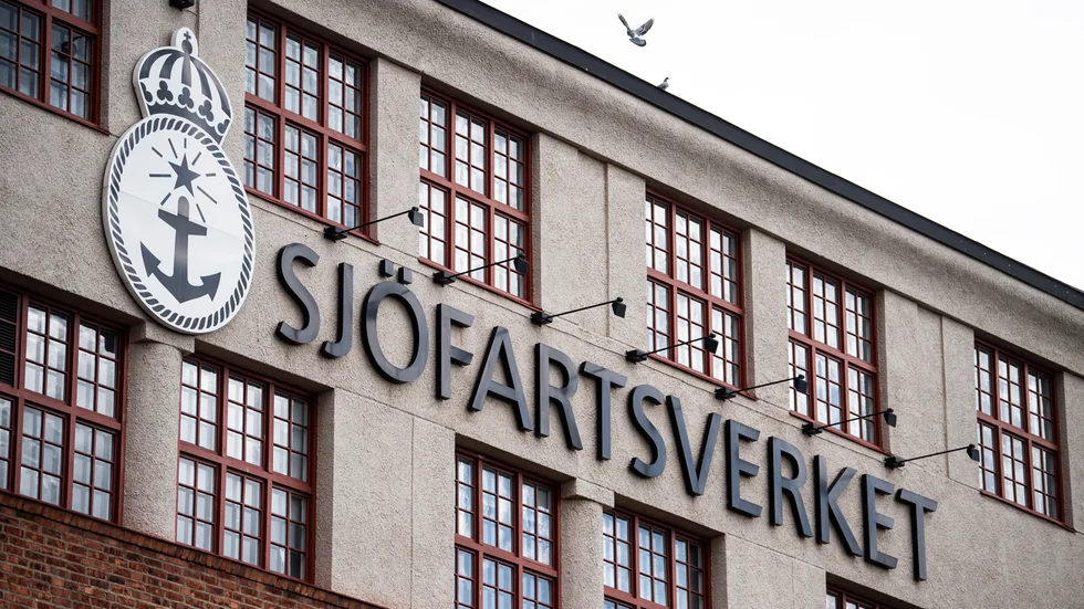 Sjöfartsverket planerar att driva alla sina hundra egna fartyg med fossilfria alternativ i framtiden. 