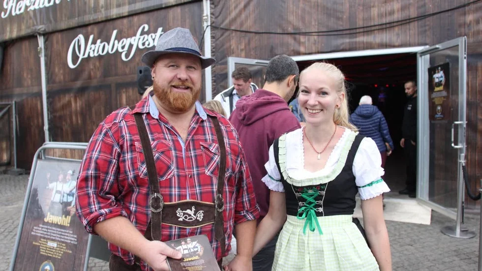 Trond Byermoen och Anna Brendå följer med och jobbar under hela turnén
