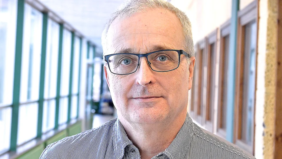 Trä- och teknikarenan. Stefan Andersson, rektor för industriprogrammet, tror att Trä- och Teknikarenan på campus är en bra lösning. Foto: Jeanette Lövgren.