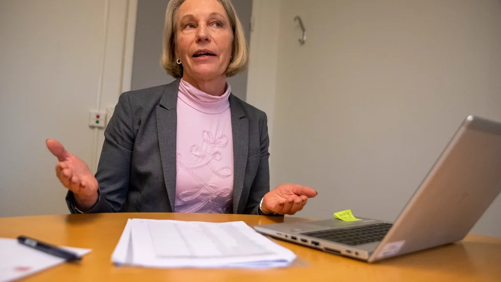 "Det är kommunens skyldighet att verkställa de beslut vi tagit. Klarar vi inte det, då kan vite bli utfallet. Det är ett misslyckande att vi inte klarar av det", säger socialchefen Annica Ottosson.