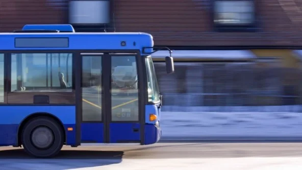 Drygt en tredjedel, 32 procent av befolkningen i Västerbotten, reser regelbundet med kollektivtrafik. 