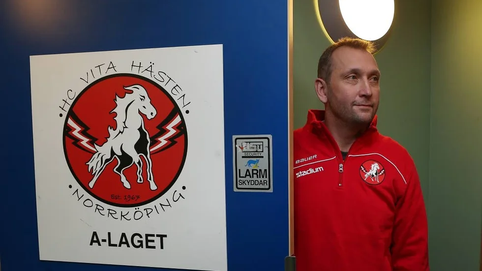 Öppnar möjligheter. Mikael Johanssons lag klättrar om man slår Karlskoga hemma.