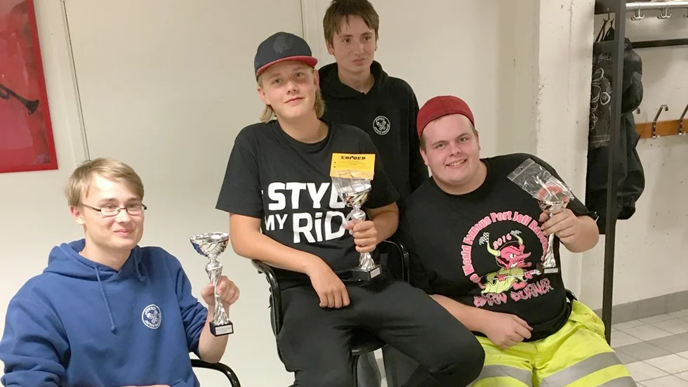 Norsjöungdomar. Killar som trivs med slotracing. Fr v: Tom Nerdahl, Olle Lundström, Don Nerdahl, Billy Lidén.