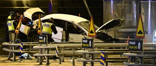 Bil kraschade in i tullstation på Öresundsbron