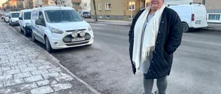 Farlig utfart upprör Lisbeth på Storgatan: "Stora skymmande byggklossar"