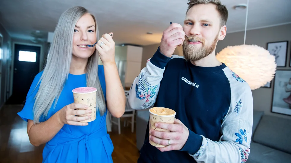 Emma och Sebastian Gröndal överlåter Tegelbrukets Hantverksmejeri till Svantens vilt och bär. 