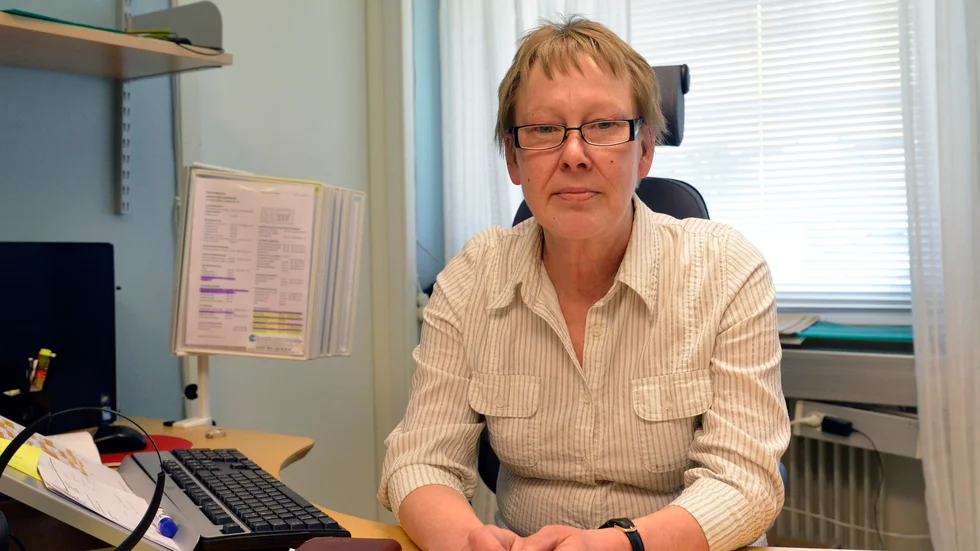 Är dags. ”Jag har trivts i Arjeplog, det är inte frågan om det. Jag fyller 58 år i oktober och känner att det är dags”, säger Eija Lugnet, socialchef vid Arjeplogs kommun, som nyligen sagt upp sig för att flytta närmare stugan och anhöriga. (Arkivbild) Foto: Foto: Sofie Abrahamsson.
