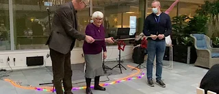 Ett år efter öppnandet  nu är boenden invigt
