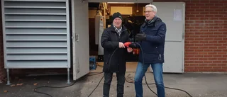 Reservkraftverk invigdes vid äldreboendet Humlegården: "Det här känns så bra"
