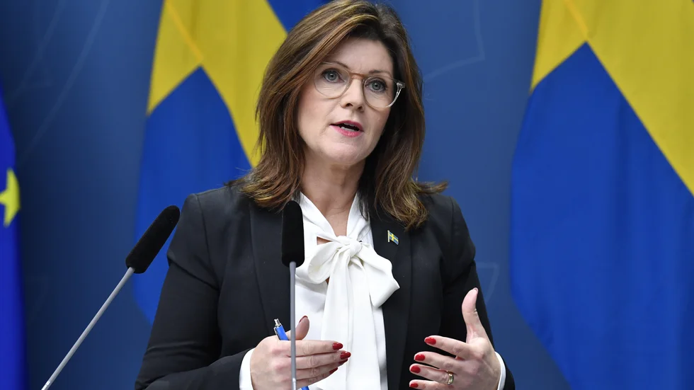 Arbetsmarknadsminister Eva Nordmark (S) uppmanar arbetslösa att studera. Arkivbild.
