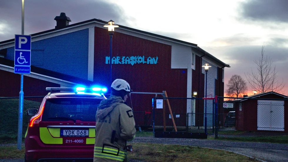 Vid halv åtta på onsdagsmorgonen larmades räddningstjänsten till Mariaskolan för en misstänkt brand. 
