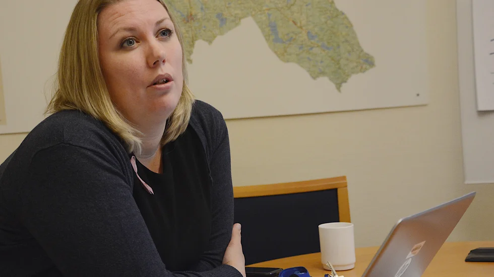 Kommunen har nu två huvudspår för hur skolfrågan i centralorten sk lösa på längre sikt. "I april vill vi ha svar på förstudien som nu går vidare" säger Marie Nicholson (M) vice ordförande i kommunstyrelsen.