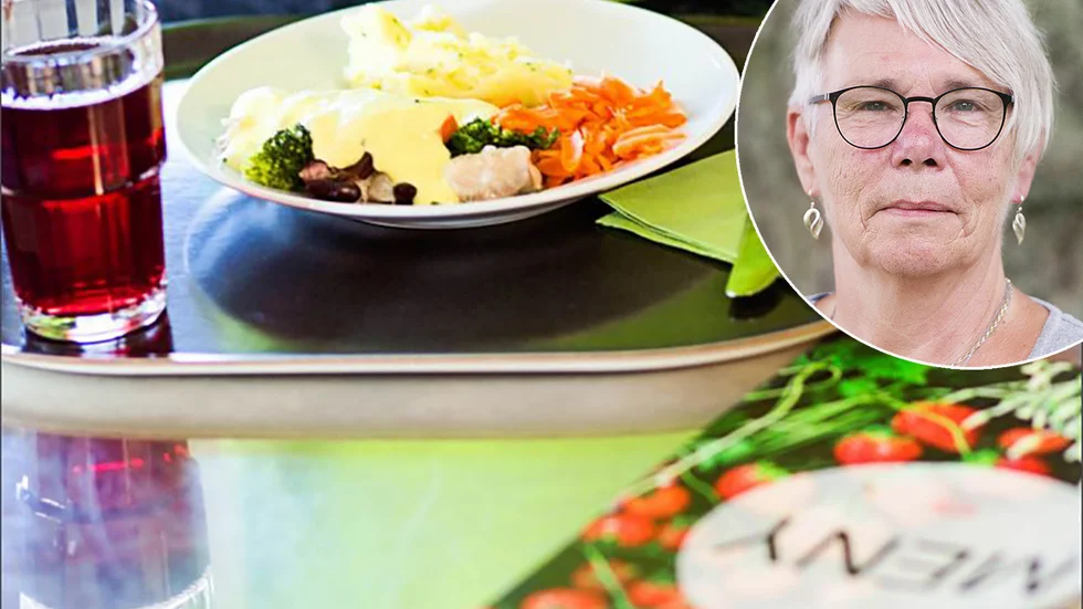 I det nya Fleximatsystemet ingår ett utbud om cirka 20 olika huvudrätter som patienten kan välja bland. Matsvinnet minskar betydligt och patienterna kan själva välja vad och när de ska äta, säger Monica Johansson (S), regionstyrelsens ordförande.