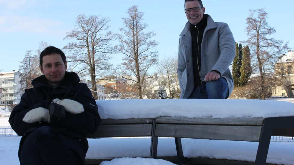 Fotograferna Emil Berglund och Andreas Besterman öppnar utställningen "Street freaks" under lördagen. 