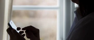 Skickade kränkande sms till brukare