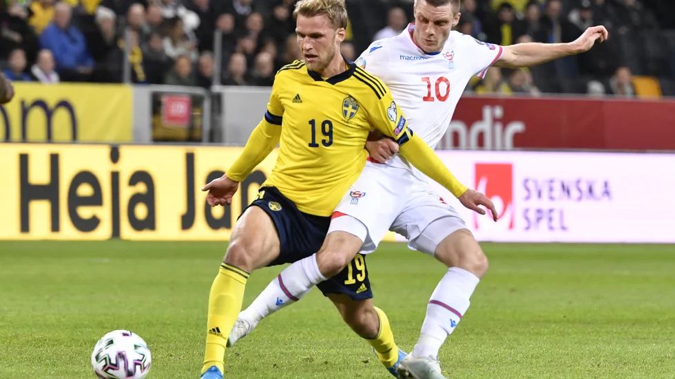 Landslagsanfallaren Sebastian Andersson kan få debutera för sin nya klubb Köln i Bundesligapremiären på lördag. Samtidigt tillåts 9|200 åskådare se matchen på plats. Arkivbild.