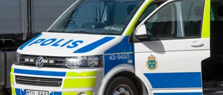 Kvinna hotades av en man i sin bostad