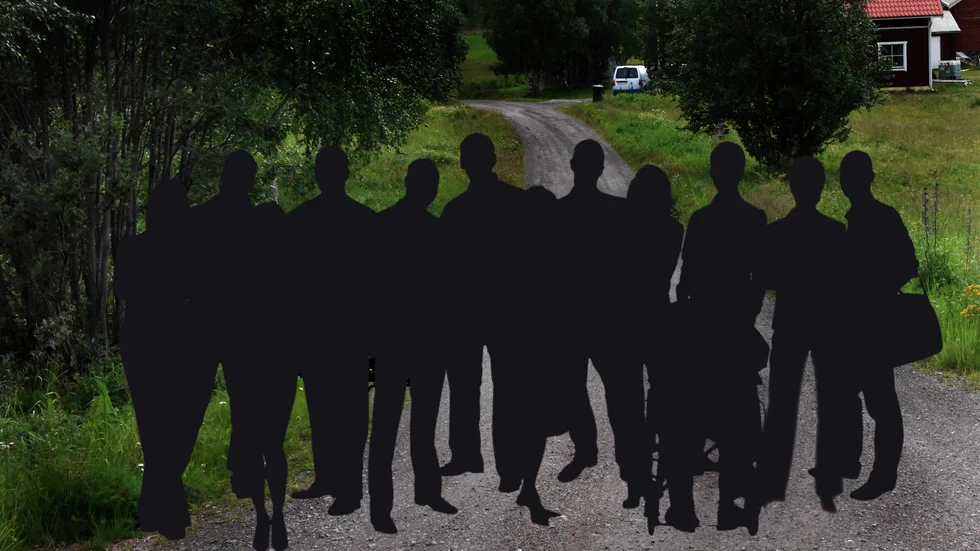 Flera bybor har sedan tidgare vittnat om att byarna söder om Gällivare känns som laglöst land. Nu har två personer häktats misstänkta för vapenbrott och häleri.