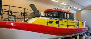Nya räddningsbåten sjösatt och på väg till Visby