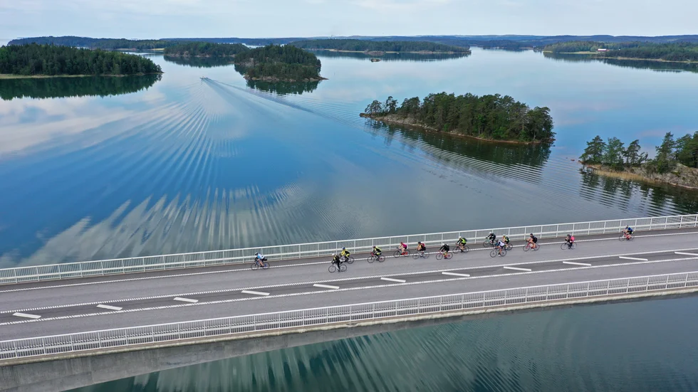 "Bara under det senaste decenniet har Vättern hotats av både fracking och kvarvarande hot om gruvindustri som riskerar att förstöra vattnet" skriver debattskribenterna.