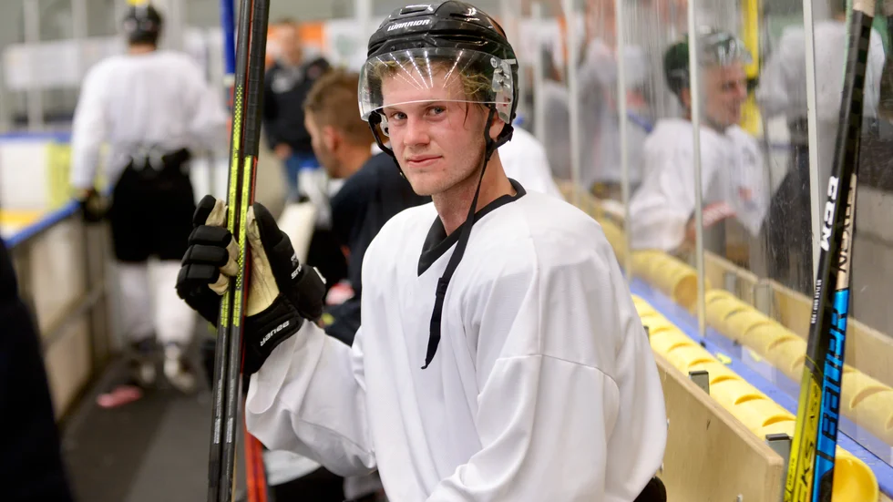 NSK-nyförvärvet Viktor Johanssson är fostrad i Linköpings HC:s juniorhockey och har utvecklat sig under USA-åren i Nyköpingsbekanta klubben Odessa Jackalopes, sedan Connecticut Jr Rangers och Corpus Christi IceRays.