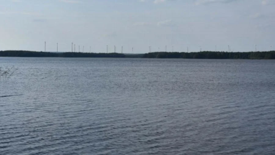 Så här skulle utsikten förändrats från Färnebofjärdens nationalpark om projektet genomförts.