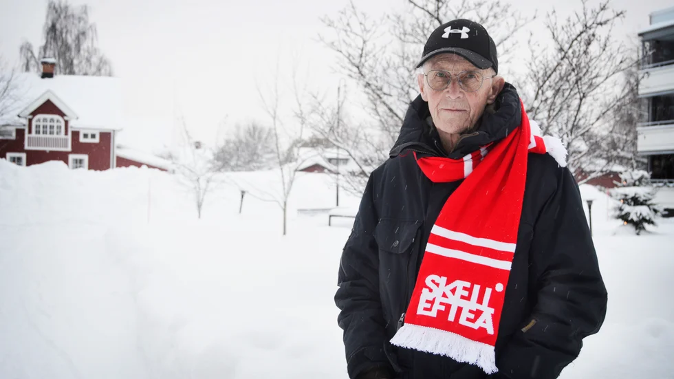Jarl Marklund var den första Skellefteåmannen som intog Kapitolium, redan 1966, här med en lånad halsduk. En likadan som den riktige "Skellefteå-mannen" hade på sig.