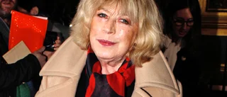 Marianne Faithfull nära att dö av corona