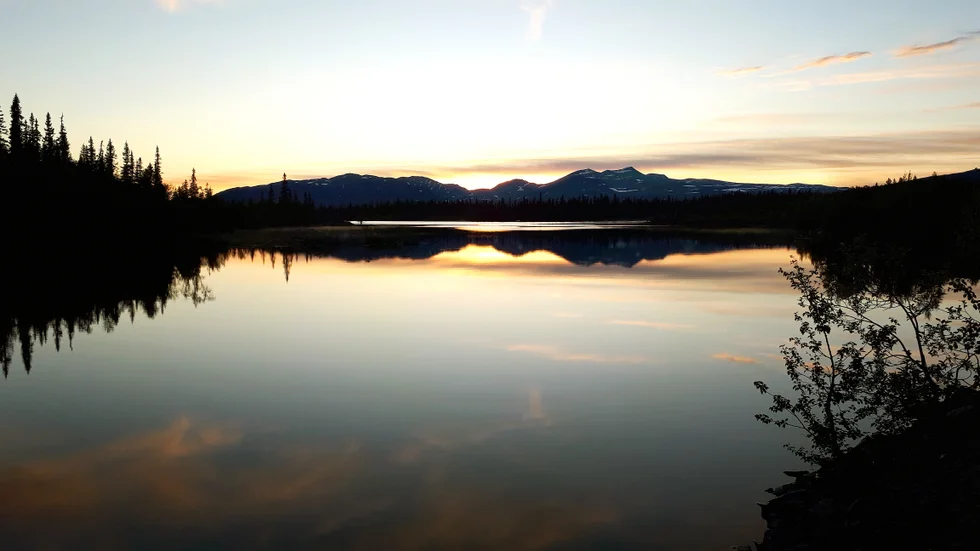 Solnedgång bakom Marsfjället.