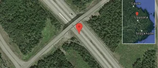 En personbil i trafikolycka på E4