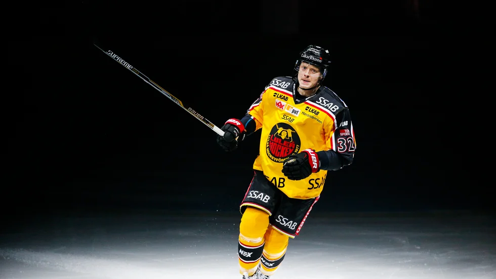 Lennart Petrell spelade två säsonger i Luleå Hockey och blev precis som i Helsingfors IFK en omtyckt spelare bland supportrarna. Nu brottas finländaren med hälsoproblem.