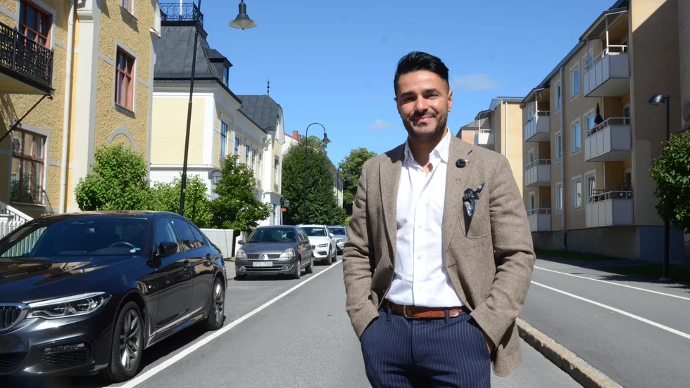 Fastighetsmäklaren Mohammed Mouaid har skrivit en inlaga till hyresnämnden för att försöka påverka utgången i en tvist om andrahandsuthyrning.