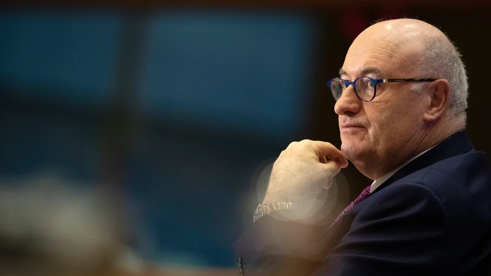 EU:s handelskommissionär Phil Hogan ger upp kampen om att bli ny generaldirektör för WTO. Arkivfoto.