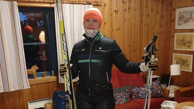 Karin Backrud från Tystberga var glad att hon genomfört det lite annorlunda Vasaåket i fredags. "Men det är ju roligare att åka tillsammans med andra ett Vasalopp, än att hasa runt själv" säger hon.