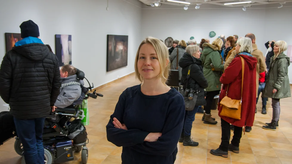 Linnea Henrikssons vernissage hos Bodens konstgille i Enter galleria lockade en stor publik januari 2017.