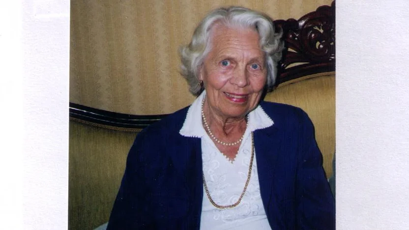 Astrid Ahlsten.