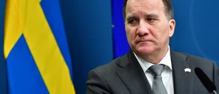 Löfven i Gallerian i julhandeln