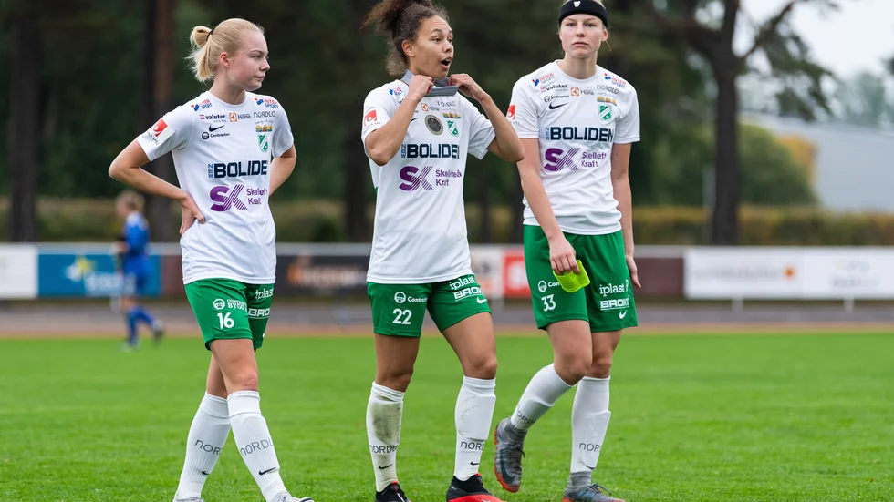 Hanna Göthberg, längst till höger, spelar inte i Morön kommande säsong.