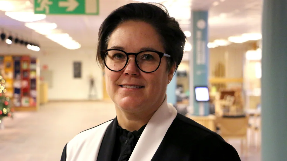 Piteås skolchef Malin Westling säger att man ser mycket allvarligt på den ökande frånvaron, särskilt hemmasittarna, och att höjda viten är ett försök att komma åt problemet.
