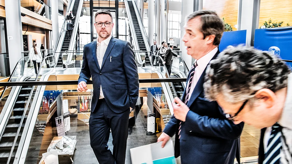 I den förtroendekris som har uppstått kring Centerpartiets Europaparlamentariker Fredrick Federley gör han det enda rätta. Han lämnar sina uppdrag och fokuserar på att få tid till den vård som krävs för hitta rätt i livet igen.
