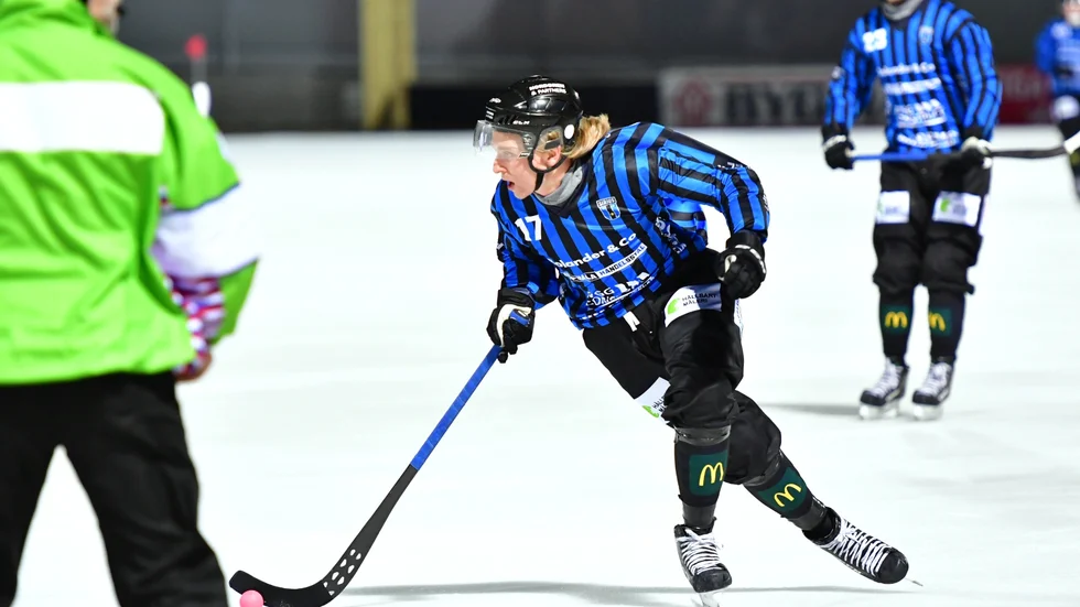 Nils Bergström och hans Sirius spelar mot Bollnäs på bortaplan och UNT liverapporterar.