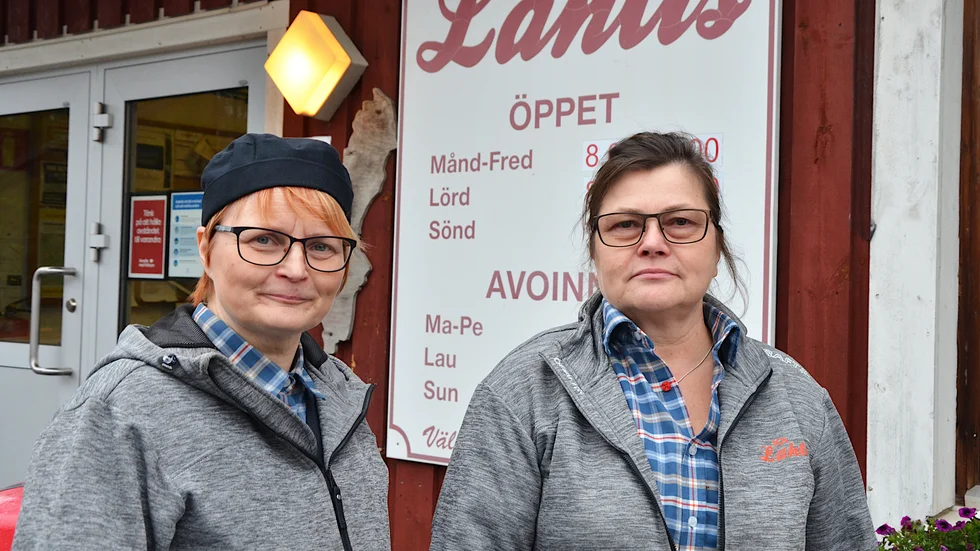 Systrarna Anette och Lena Lahti driver butiken tillsammans sedan Lena tog över butiken 1987.