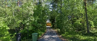 Fastigheten på postadress Gredelbyvägen 22 i Knivsta har bytt ägare