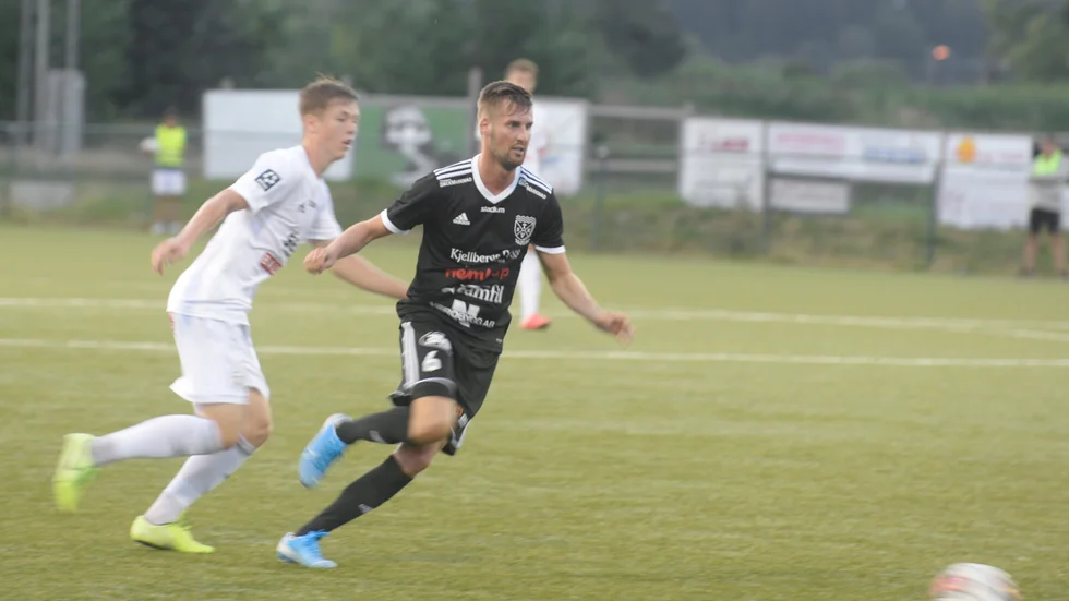 Emil Larnesjö och TVSK har det tungt just nu.